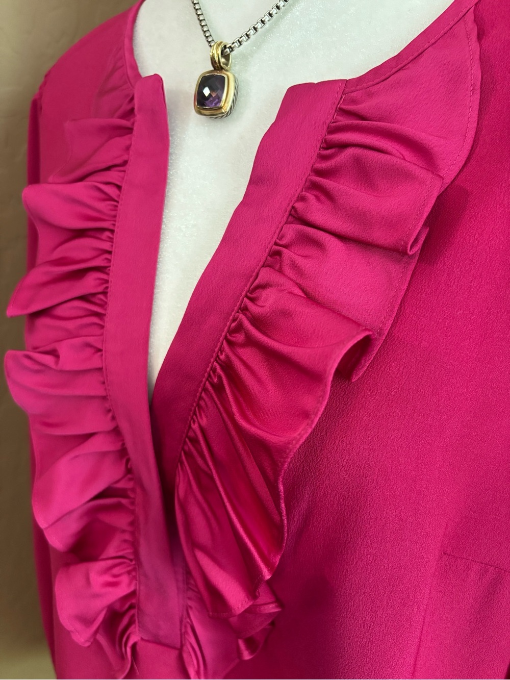 J. CREW 💕 V-Neck Ruffle Blouse - Picture 3 of 14